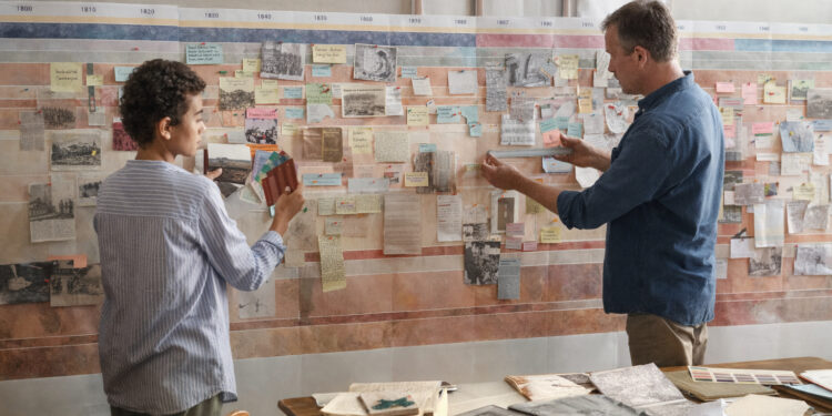 Balancing Detail and Clarity in Historical Timeline Design