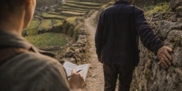 Local Landscapes, Collective Stories: Reconstructing Place Histories